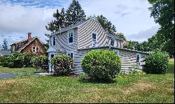 7 E Pattagansett Road, East Lyme CT 06357