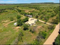 718 County Road 196, Ovalo TX 79541