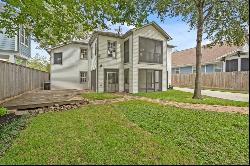 636 E 12th 1/2 Street, Houston TX 77008