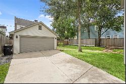 636 E 12th 1/2 Street, Houston TX 77008