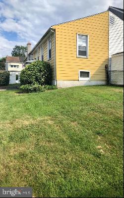 1116 Maple Street, Conshohocken PA 19428