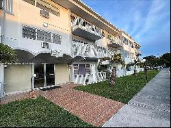 16801 NE 14th Ave Unit 202, Miami FL 33162