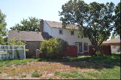 302 Lexington St, Andover KS 67002