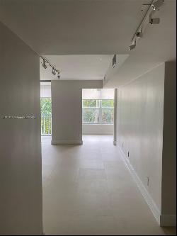 607 Ocean Dr Unit 2J, Key Biscayne FL 33149