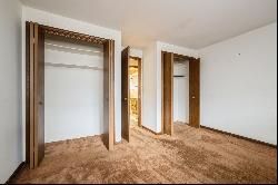 4237 N Keeler Avenue #3E, Chicago IL 60641