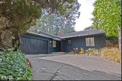 1365 Lomay Place, Pasadena CA 91101