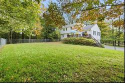 325 Tanglewood Court, Hurley NY 12491