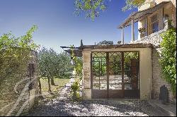 Gordes - Exceptional property close to the village