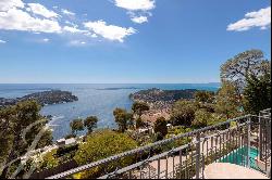 Charming property overlooking the villefranche bay