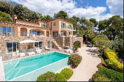 Charming property overlooking the villefranche bay