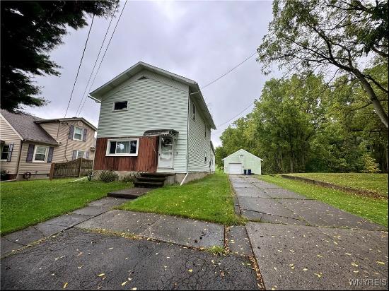 589 Market Street, Lockport-City NY 14094