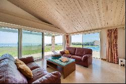 Île de Ré - Exceptional property on the front line facing the ocean