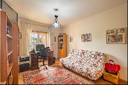 Flat, 3 bedrooms, for Sale