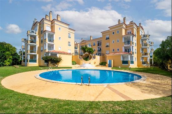 Flat, 3 bedrooms, for Sale