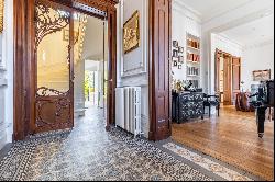 EXCEPTIONAL - PRIVATE MANSION - PARC BORDELAIS - GARDEN - GARAGE