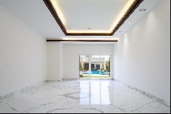 Exclusive 6 Bed Luxury Mansion in Emirates Hills