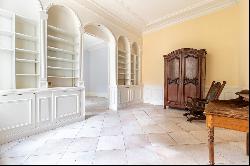 PRIVATE MANSION FOR SALE - BORDEAUX - SAINT SEURIN