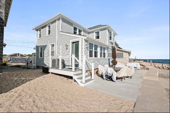 Direct Beach Waterfront at Hawk's Nest Beach