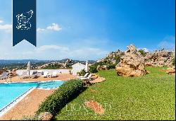 Exclusive villa surroundec by olive trees for sale a few minutes from the beaches of Costa