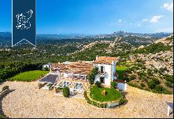 Exclusive villa surroundec by olive trees for sale a few minutes from the beaches of Costa