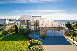 517 Blue Heron Drive, Newport, NC 28570