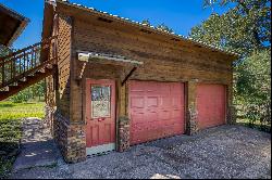 STUNNING LOG CABIN NESTLED ON 3 ACRES