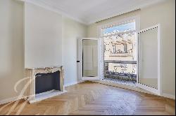 Avenue Bosquet - Reception Apartment