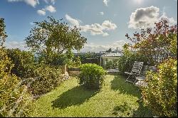 Val-de-Grace - Top-Floor Penthouse with Spacious Terrace and View