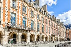 Apartment with staggering view - Place des Vosges 75004 Paris - 2 bedrooms