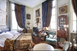 Elegance and prestige in the heart of historic Marais district in Paris - 2 bedrooms