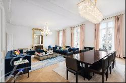 Exceptional apartment - Boulevard Saint Germain