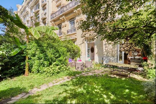 Atypique Neuilly Barres - Garden level