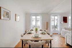 Paris 7th arrondissement - 2 bedroom apartment - Rue du Bac