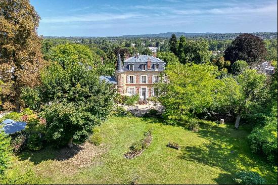 Maison de maitre near town center l'Isle Adam