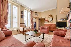 Charming duplex - Institut de France- Paris 75006