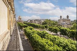 Paris 7th District - A 6-bed family apartment