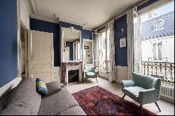 Paris 7th District - A 6-bed family apartment