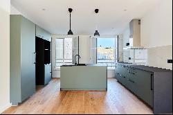 Paris 7th District – A bright 3-bed apartment