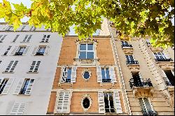 Paris 7th District – A superb pied a terre