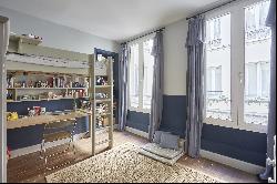 Paris 10th District - A 2/3 bed apartment with a balcony