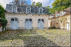 Sumptuous 18th-century château with 70 hectares of parkland and woods.