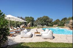 Renovated villa with pool in Porto Istana