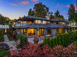 109 Eagle Place NE, Bainbridge Island, WA 98110