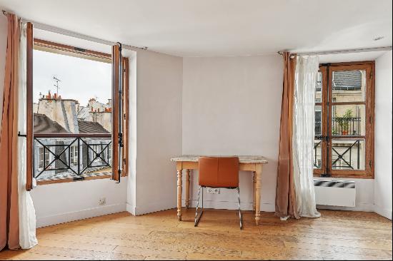 Paris VII - Perfect pied-à-terre in a highly sought-after area.