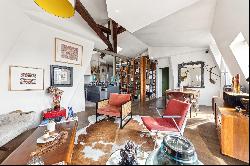 Paris 9 - Charming top floor apartment - SOLE AGENT