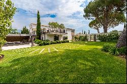 Luxury villa for rent in Saint Remy de Provence