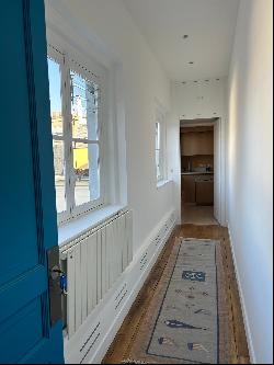 Pied a terre Paris 7 top floor quiet one bedroom