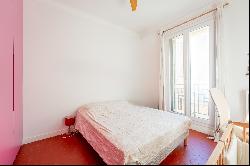 Marseille 7th, Saint-Victor - 3-Bedroom Bourgeois Apartment with Balcony