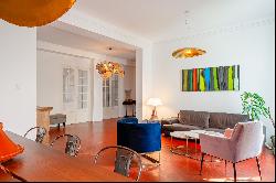 Marseille 7th, Saint-Victor - 3-Bedroom Bourgeois Apartment with Balcony