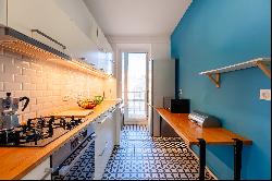 Marseille 7th, Saint-Victor - 3-Bedroom Bourgeois Apartment with Balcony